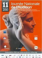 Affiche sur fond orange annoncçant la journée de l'audition du 11 mars 2010  avec une statue blanche d'une femme de profil qui porte sa main à son oreille